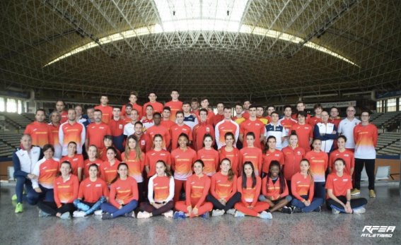 ATLETAS NAVARROS CON LA SELECCIÓN ESPAÑOLA